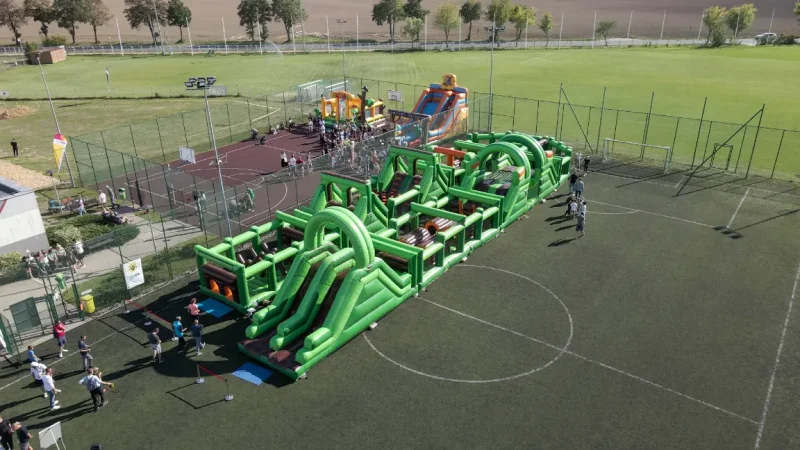 Gigantyczny dmuchany Tor przeszkód wynajem